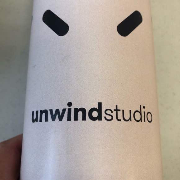 Sisterhood Needlepoint Kit/NEW NWT/ Canvas Mesh Size: 13 holes per in. 8x11in - Picture 9 of 12